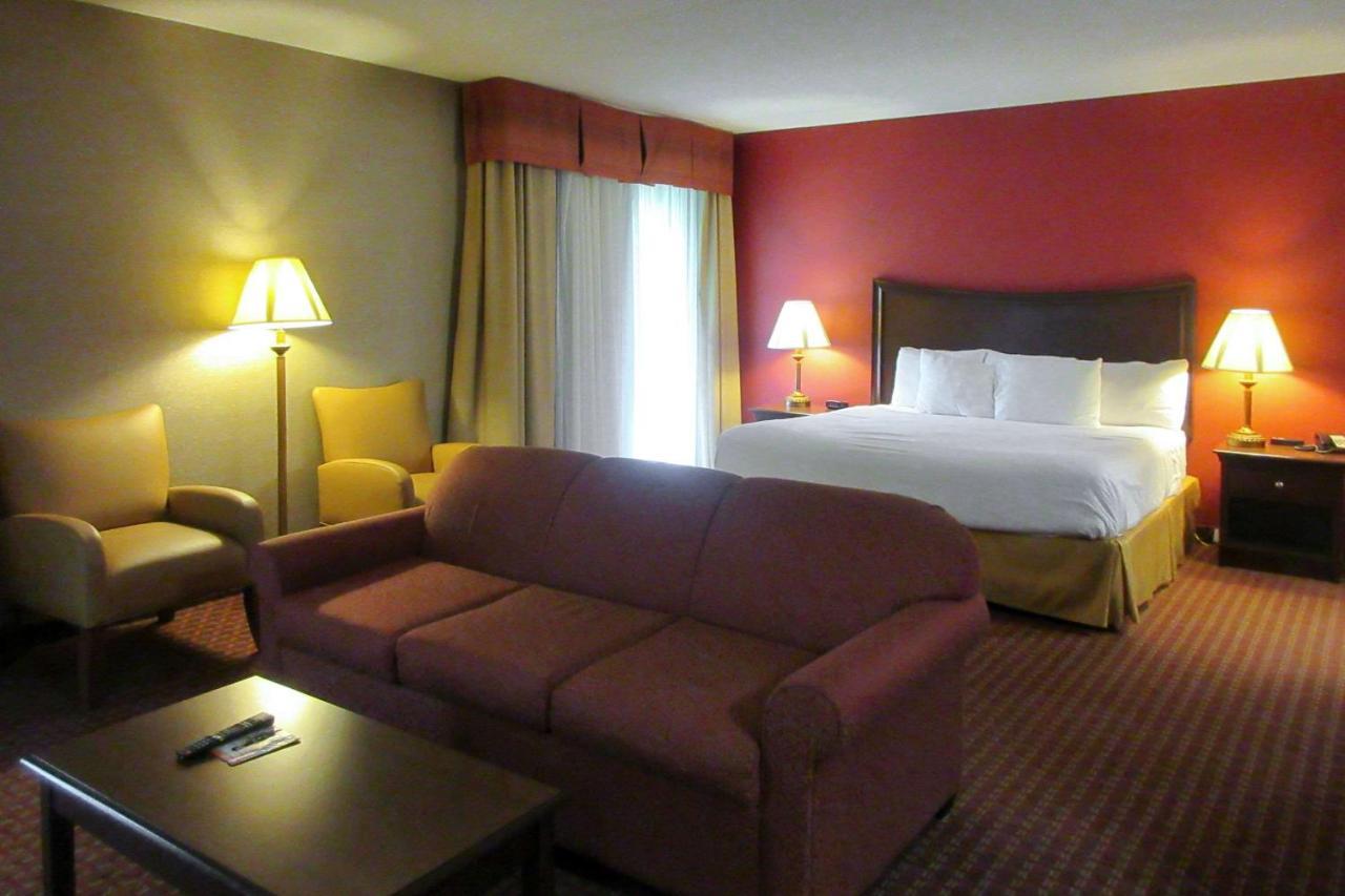 Quality Inn & Suites Owego Extérieur photo